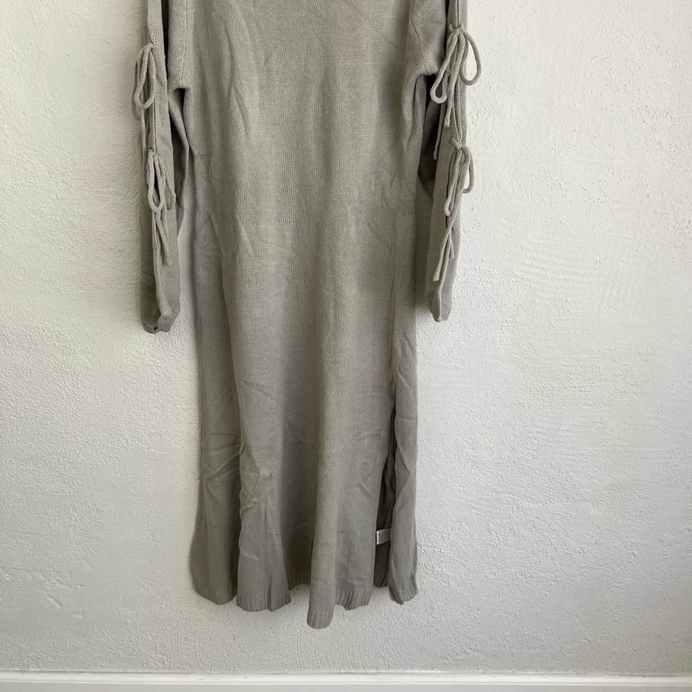 Zeagoo Woman Gray Long Sleeve Side Slit Long Sweater Dress, Size XL - Picture 2 of 9